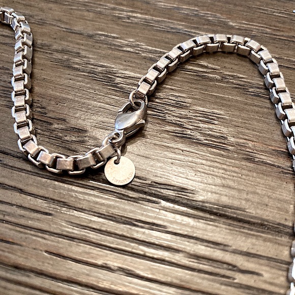 Tiffany&Co - Picture 6 of 7